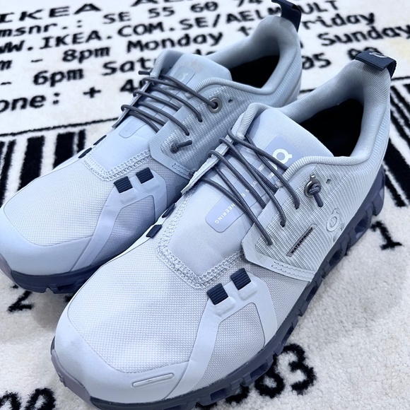 On Cloud 6 Waterproof Women Running Shoes - Heather Metal - Picture 3 of 11